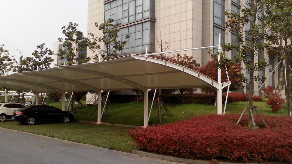 膜结构停车棚有什么优势？